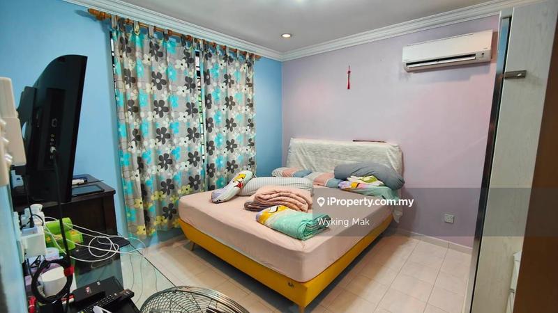 Rumah Berkembar untuk Dijual di Taman Desa Semi-D, Jalan Desa Mesra, Taman Desa oleh Wyking Mak - iProperty.com.my