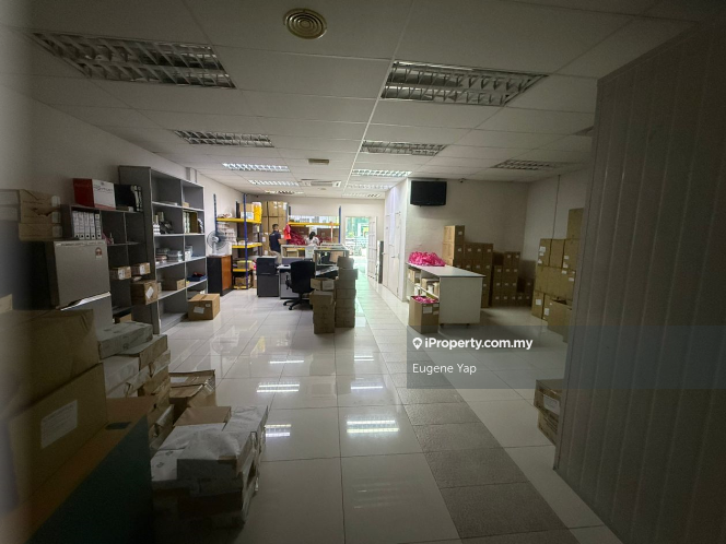 Shop for Sale in Taman Berkeley, Klang by Eugene Yap - iProperty.com.my