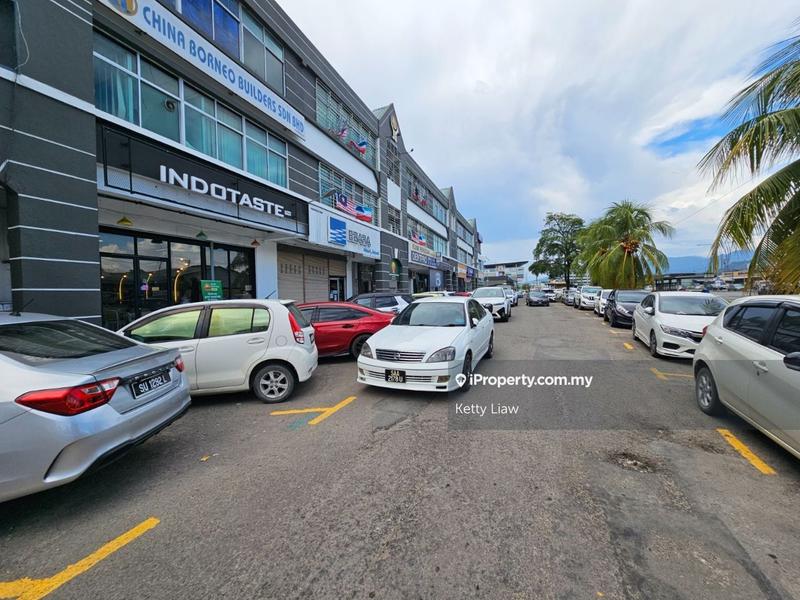 For Rent - Iramanis Centre