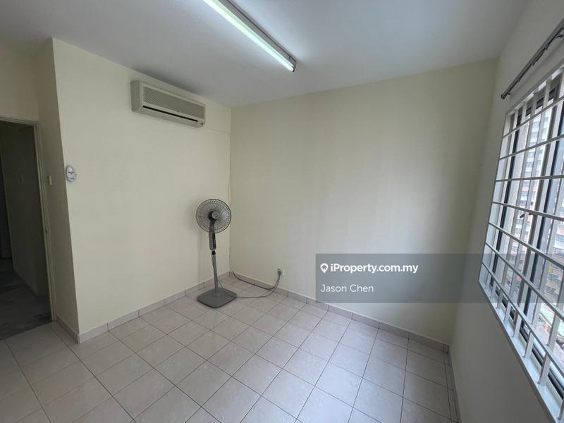 Apartment for Sale in Sri Intan 1 by Jason Chen - iProperty.com.my