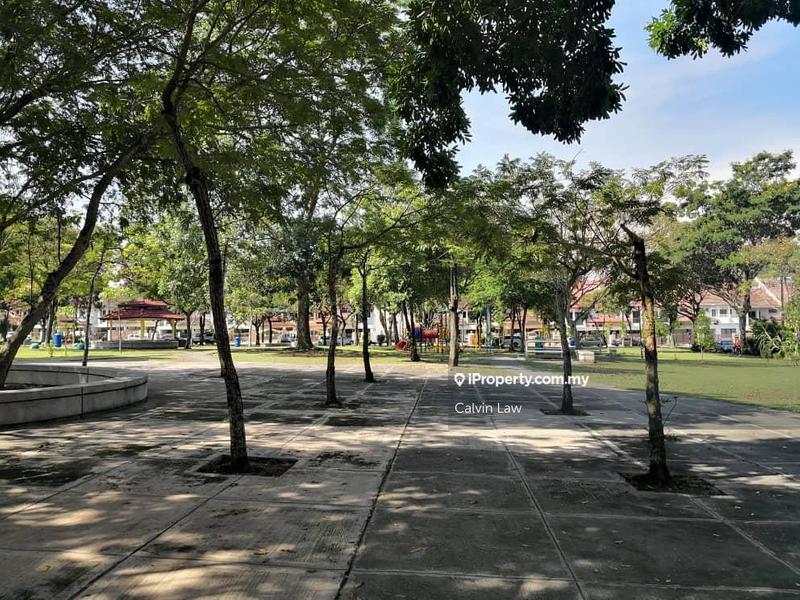 Rumah Berangkai 2.5 Tingkat untuk Dijual di Bandar Utama 7, Bandar Utama oleh Calvin Law - iProperty.com.my