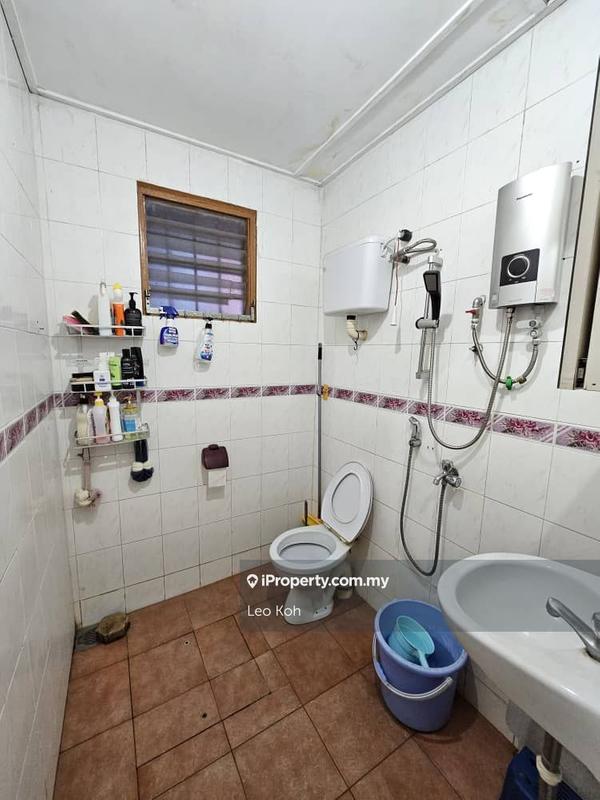 2-storey Terraced House for Sale in Taman Universiti Indah, Seri Kembangan by Leo Koh - iProperty.com.my