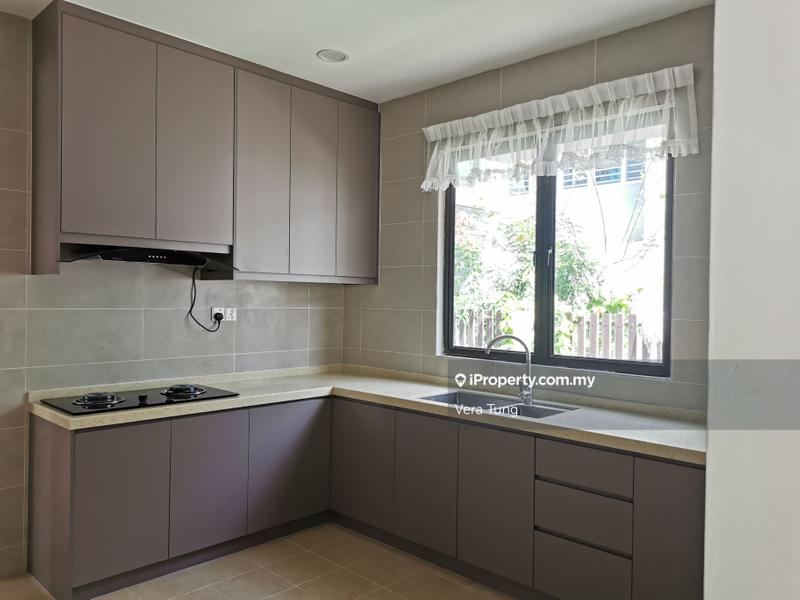 Banglo untuk Dijual di Subang Bestari, Shah Alam oleh Vera Tung - iProperty.com.my