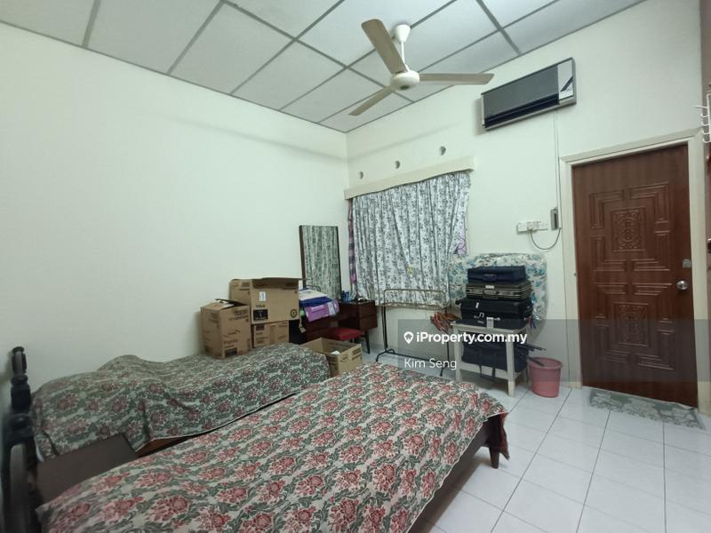 Bungalow House for Sale in Sunrise Park 11000 sqft, Kluang by Kim Seng - iProperty.com.my