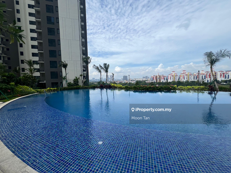 For Sale - Baron Residence @ Lake City