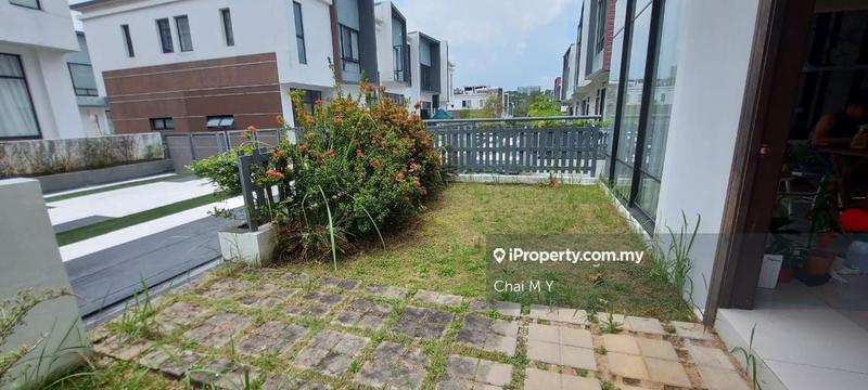 Townhouse for Sale in Taman Equine, Seri Kembangan by Chai M Y - iProperty.com.my