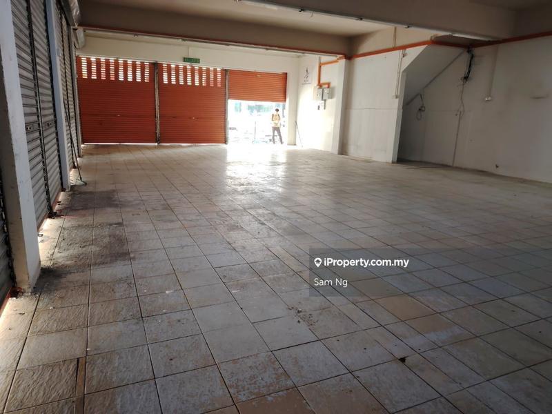 For Rent - USJ 9 Subang Jaya's 3 Storey Shop For Rent