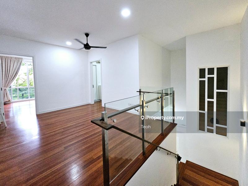 For Sale - Pavilion Hilltop