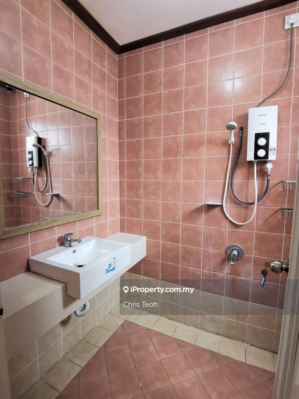 Bungalow House for Sale in Batu Ferringhi, Penang by Chris Teoh - iProperty.com.my