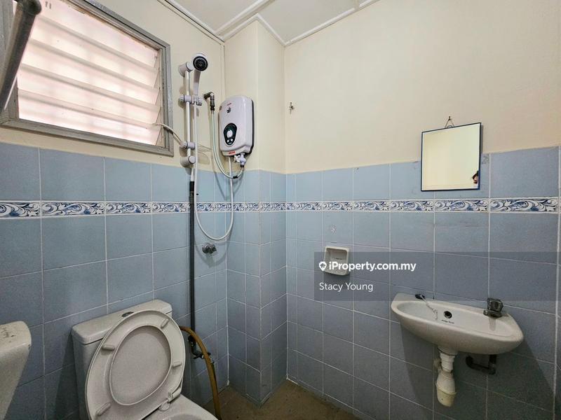 2.5-storey Terraced House for Sale in Bandar Mahkota Cheras, Cheras by Stacy Young - iProperty.com.my