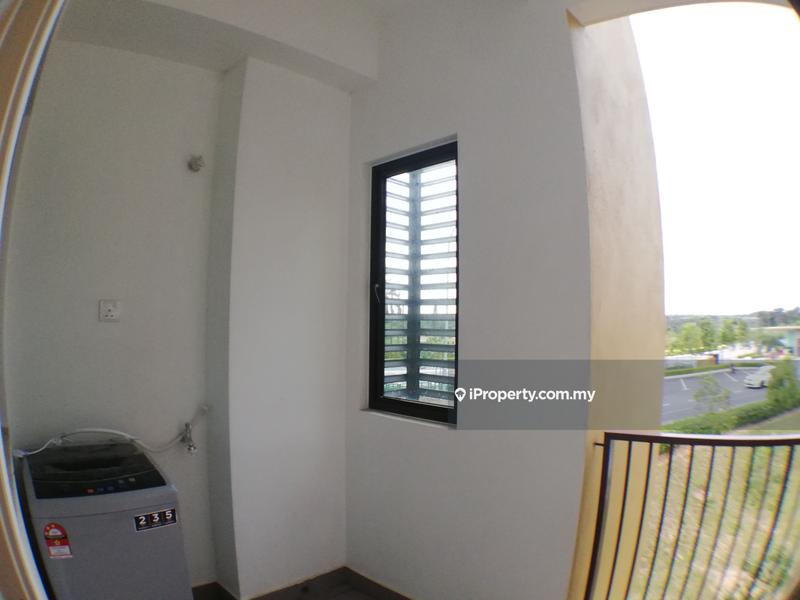 Townhouse for Sale in kotaseriemas, Nilai by Jemmy Rohani - iProperty.com.my