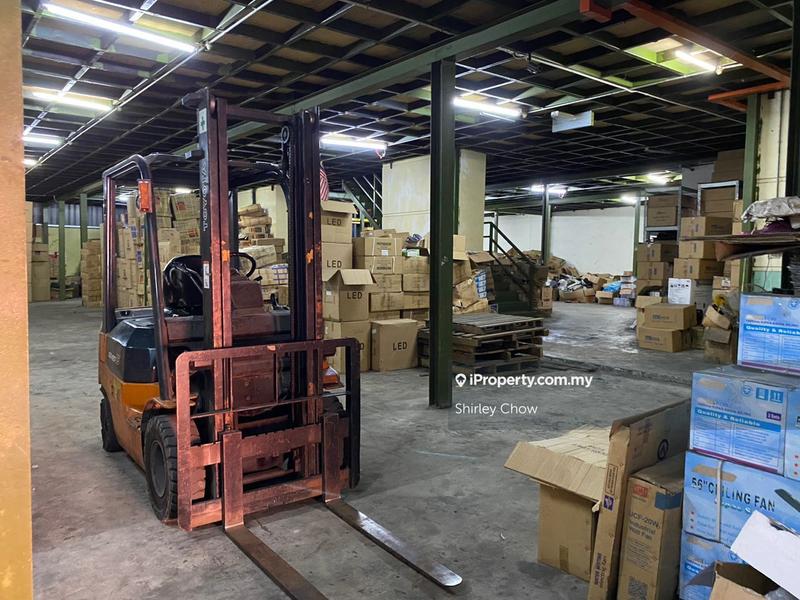 For Rent - 3 Storey KKIP Warehouse