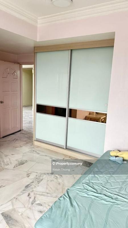 For Rent - Sri Intan 2