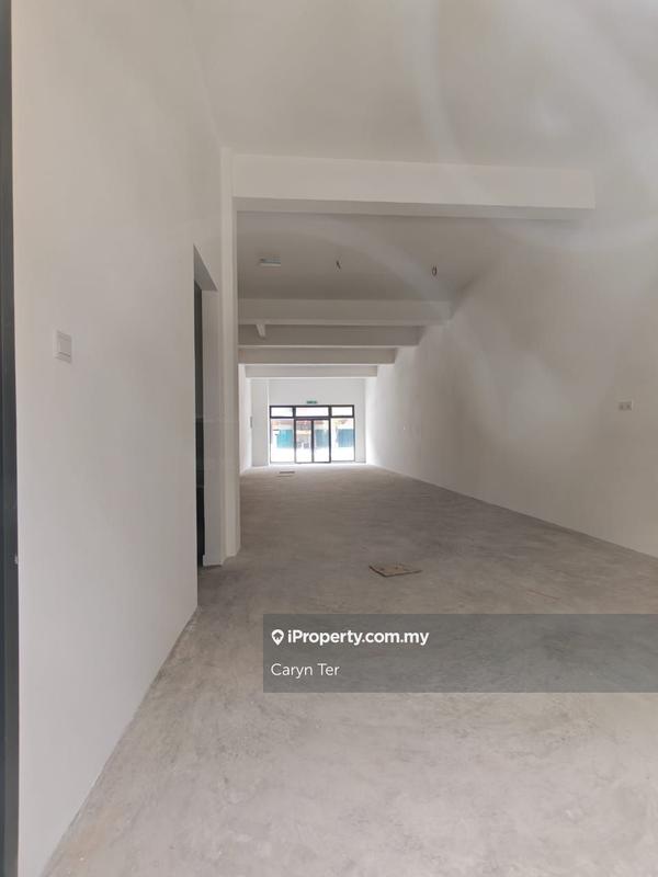 For Rent - Horizon Hills Square ( Facing Horizon Mall ) 2 Storey Shoplot ( Whole Unit )