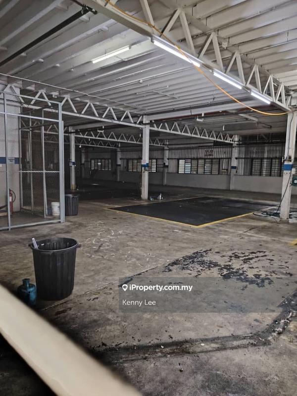 For Rent - 3 sty Warehouse Facing Main Road