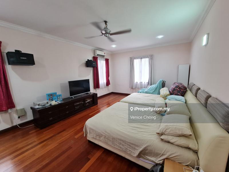 Bungalow House for Sale in Mines Resort City, Seri Kembangan by Venice Chong - iProperty.com.my