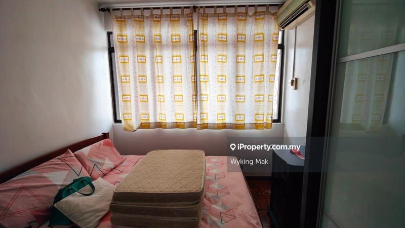 Rumah Berkembar untuk Dijual di Taman Desa Semi-D, Jalan Desa Mesra, Taman Desa oleh Wyking Mak - iProperty.com.my