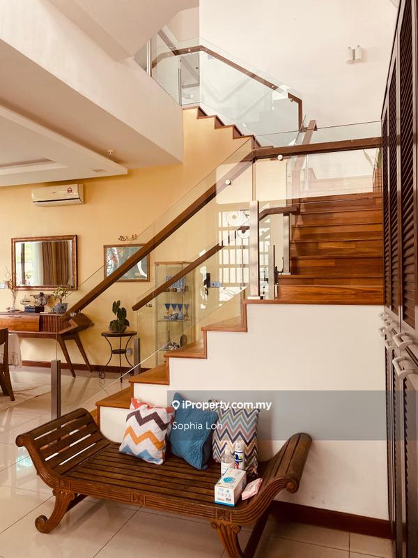 Semi-Detached House for Sale in Equine park, Seri Kembangan by Sophia Loh - iProperty.com.my