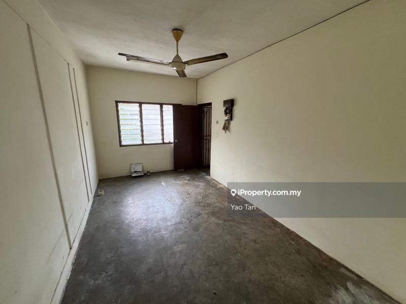 For Sale - Flat Taman Alam Megah