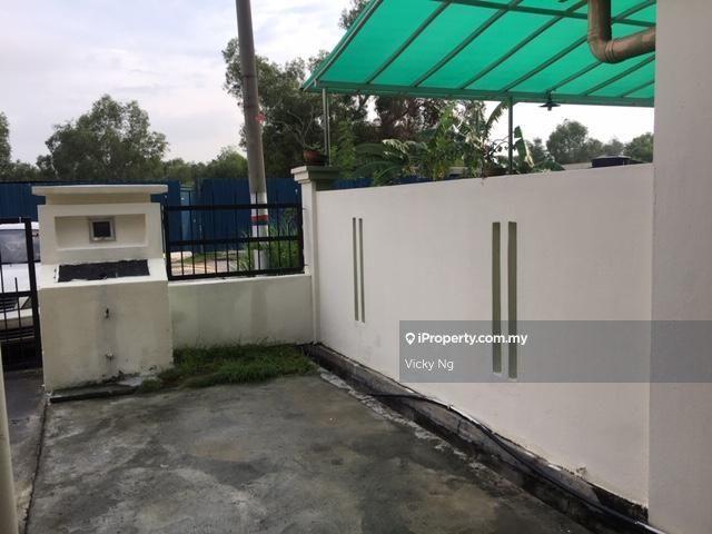 Rumah Teres 2-Tingkat untuk Dijual di Taman Puchong Tekali, Puchong oleh Vicky Ng - iProperty.com.my