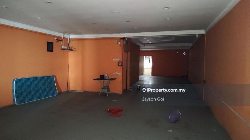 Shop for Sale in Taman Taming Jaya, Balakong by Jayson Goi - iProperty.com.my