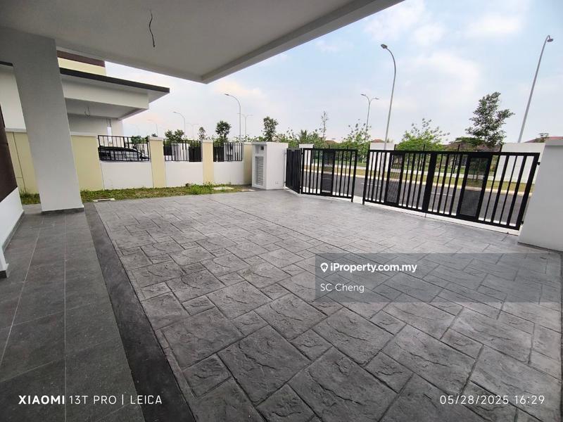 Cluster House for Sale in Taman Impian Emas, Skudai by SC Cheng - iProperty.com.my