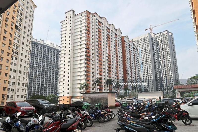 For Sale - Flora Damansara Apartment