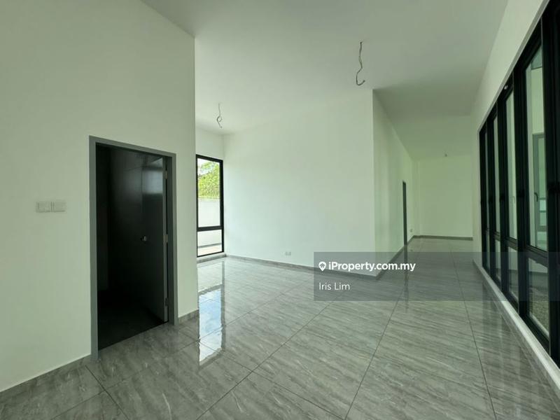 Bungalow House for Sale in Taman Seri Austin, Tebrau by Iris Lim - iProperty.com.my