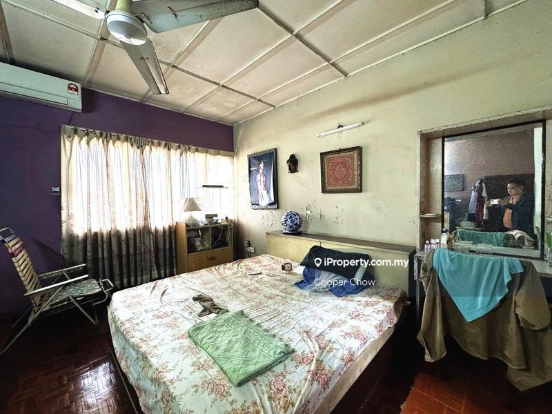 Shop for Sale in SS2, Petaling Jaya by Cooper Chow - iProperty.com.my