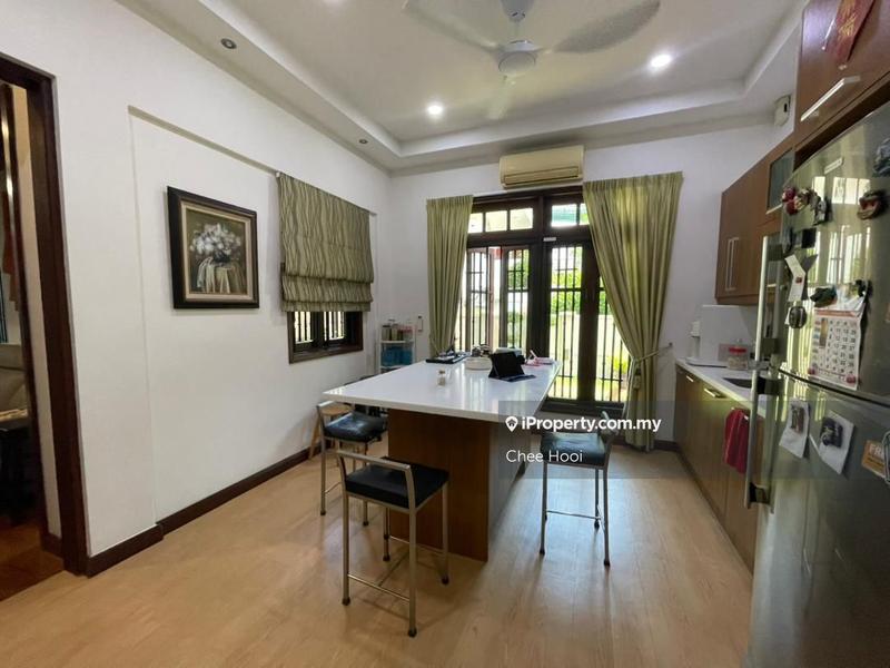 Rumah Berkembar untuk Dijual di Jalan Bunga Kaca Piring, Tanjung Bungah oleh Chee Hooi - iProperty.com.my