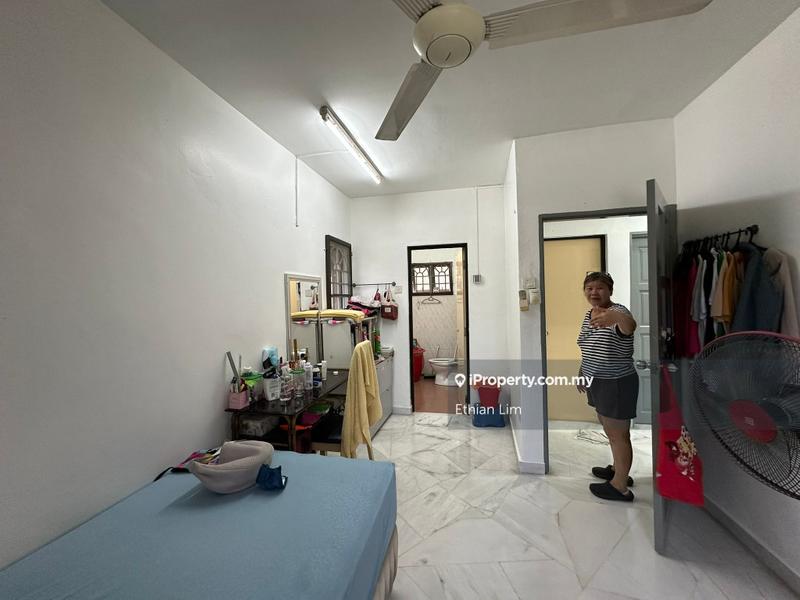 Flat for Sale in Taman Sungai Besi by Ethian Lim - iProperty.com.my