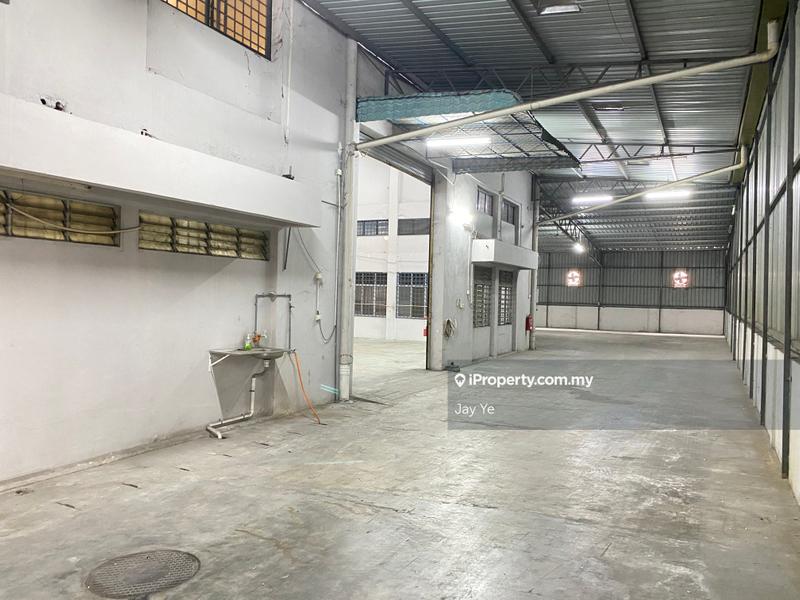 Semi-D Kilang untuk Disewa di Taman Mas Sepang, Puchong oleh Jay Ye - iProperty.com.my