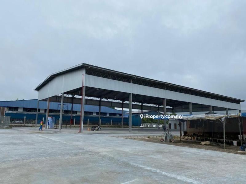 For Sale - Pontian Detached Factory with Bigger land
