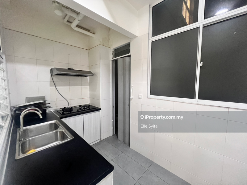 For Rent - 28 Dutamas