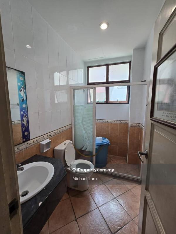 Bungalow House untuk Dijual di Kelana Jaya, Petaling Jaya oleh Michael Lam - iProperty.com.my