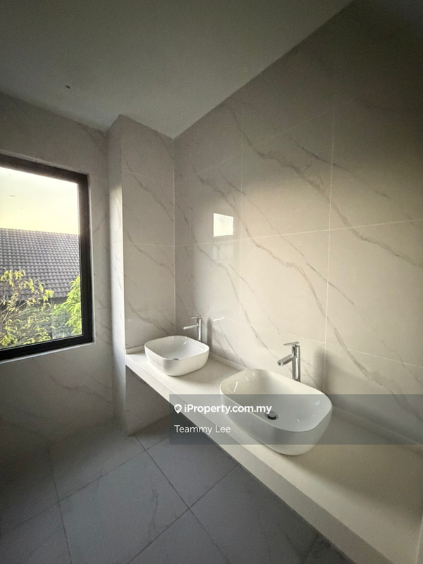 Rumah Berkembar untuk Dijual di Taman Ikhlas, Bandar Sungai Long oleh Teammy Lee - iProperty.com.my