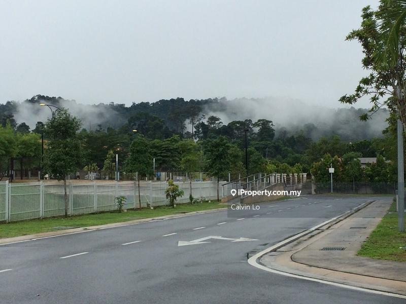 Rumah Teres 2.5-Tingkat untuk Dijual di Kinrara Residence, Puchong oleh Calvin Lo - iProperty.com.my