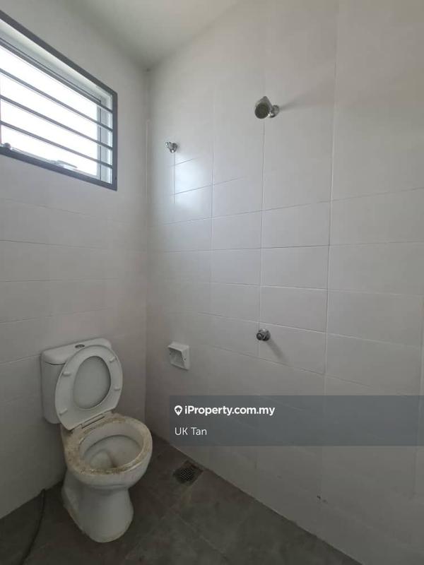 Rumah Teres untuk Dijual di Bandar Rimbayu, Telok Panglima Garang oleh UK Tan - iProperty.com.my