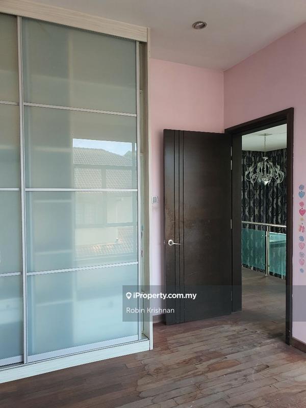 Bungalow House for Sale in Kota Kemuning, Shah Alam by Robin Krishnan - iProperty.com.my