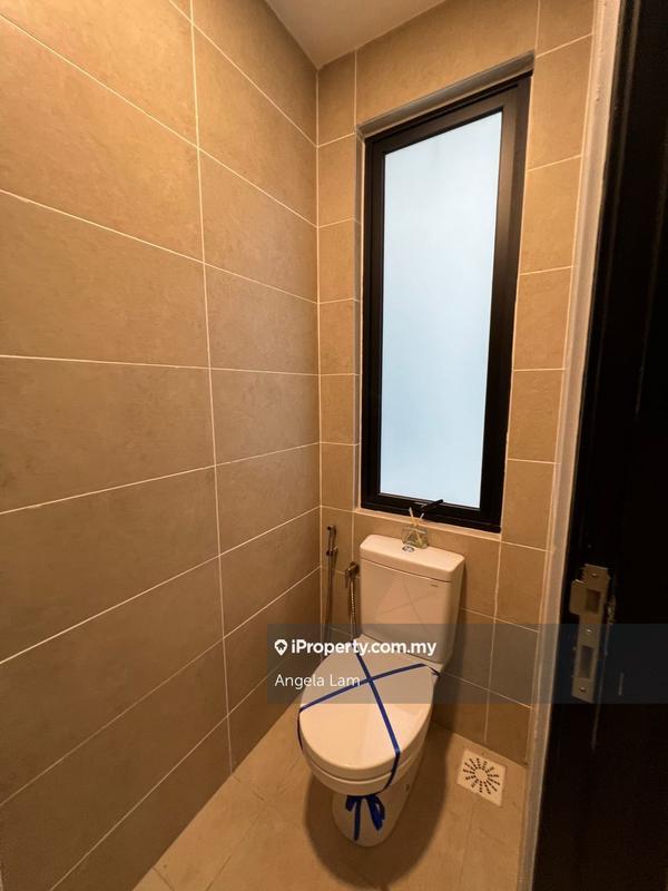 Townhouse for Sale in Petaling jaya, Bandar Utama by Angela Lam - iProperty.com.my