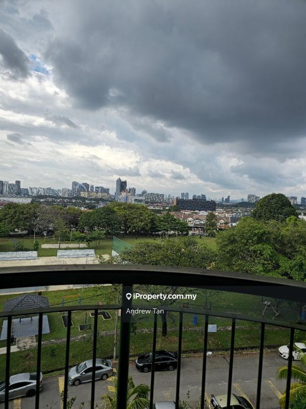 For Sale - La Vista Condominiums