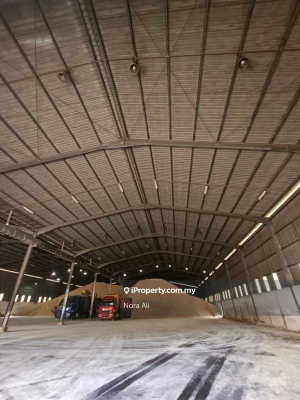 Gudang untuk Disewa di Teluk Kalung Yard, Kemaman oleh Nora Ali - iProperty.com.my