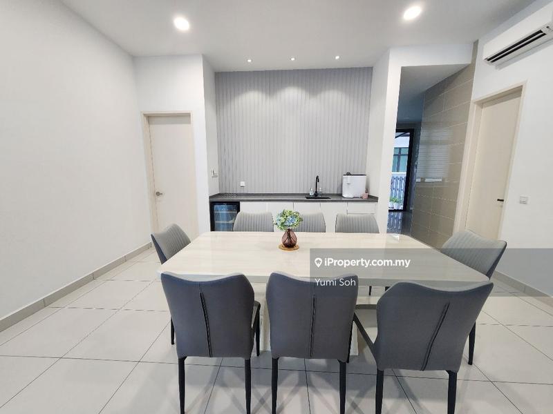 Rumah Berkembar untuk Dijual di Eco Majestic, Semenyih oleh Yumi Soh - iProperty.com.my