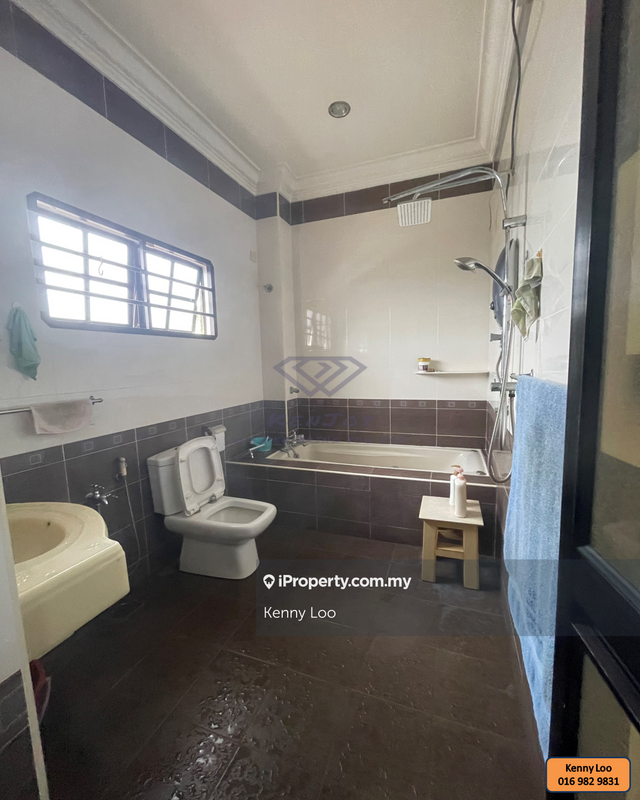 Semi-Detached House for Sale in Air Putih, Kuantan by Kenny Loo - iProperty.com.my