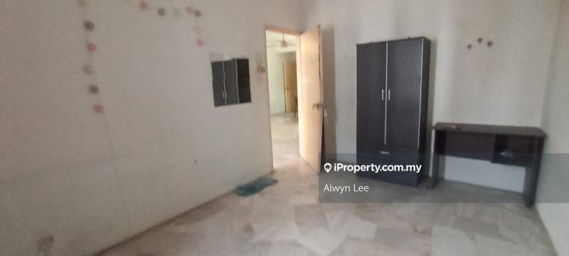 Apartment for Sale in Sri Anggerik 2 by Alwyn Lee - iProperty.com.my