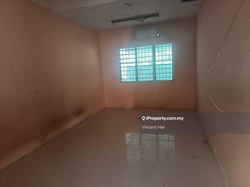 Semi-Detached House for Sale in Taman Seri Megah 2, Ayer Tawar by Vincent Har - iProperty.com.my