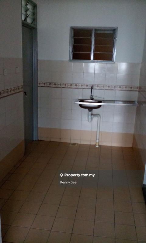 Apartment for Sale in Sri Dahlia by Kenny See - iProperty.com.my