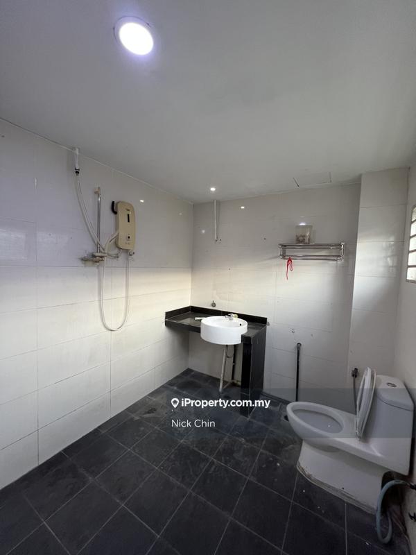 4-storey Terraced House for Sale in taman cheras jaya, Seri Kembangan by Nick Chin - iProperty.com.my