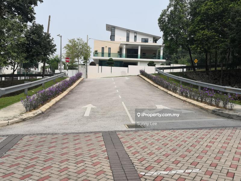 Banglo untuk Dijual di Bandar Sungai Long, Selangor oleh Sunny Lee - iProperty.com.my