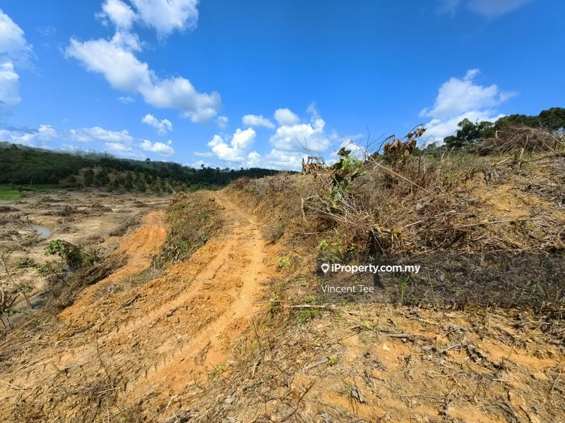 For Sale - 6.23 Acres Freehold Land with Stream Jerkoh Benta Penjom Kuala Lipis